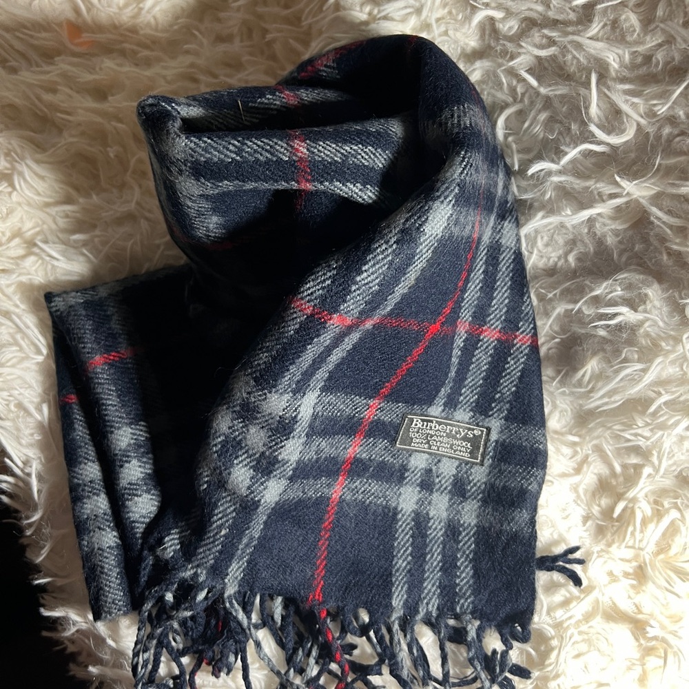 Burberry Plaid Wool Scarf - Picture 6 of 9